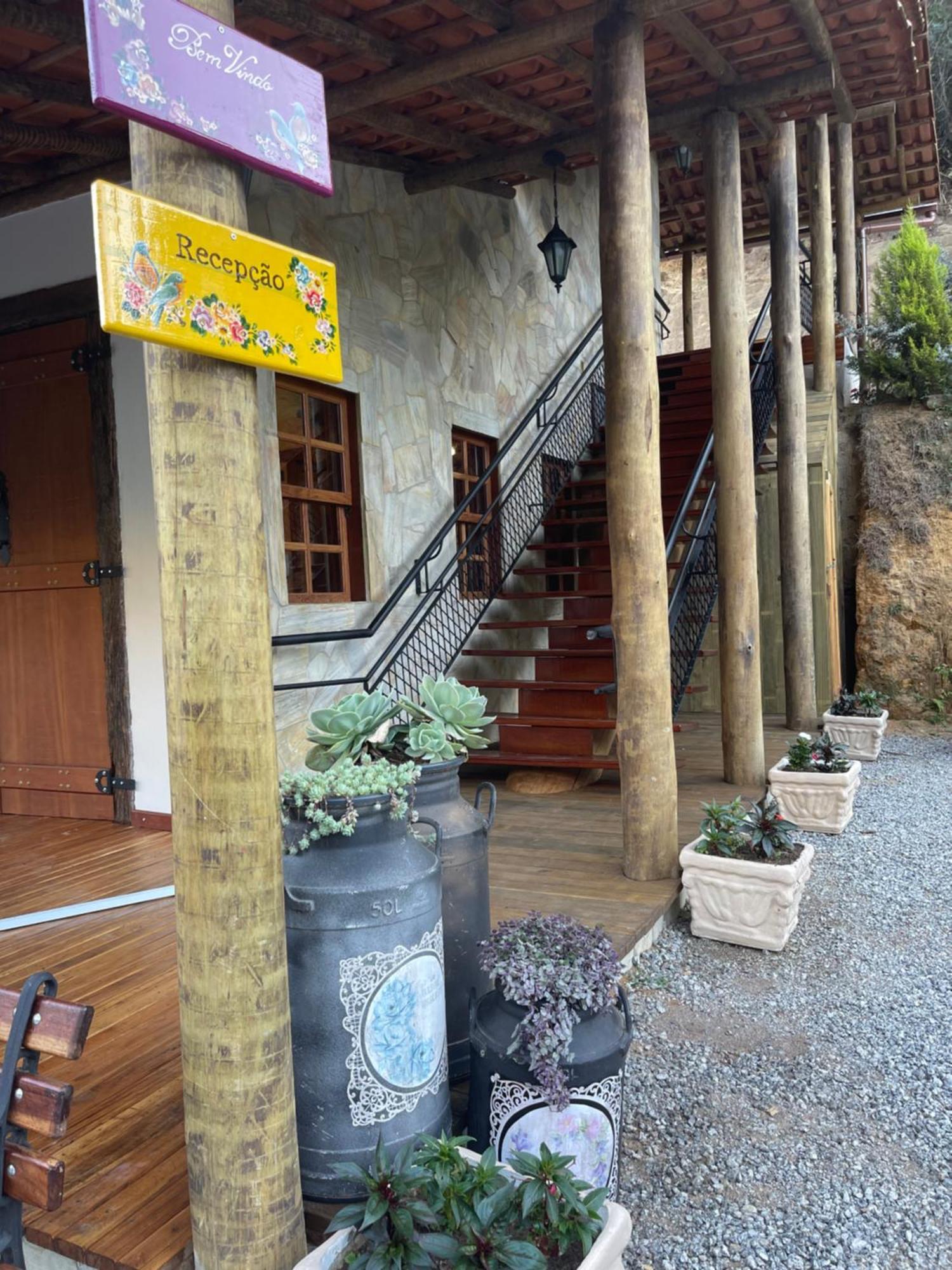Pousada Sitio Das Pedras โดมิงกอส มาร์ตินส์ ภายนอก รูปภาพ