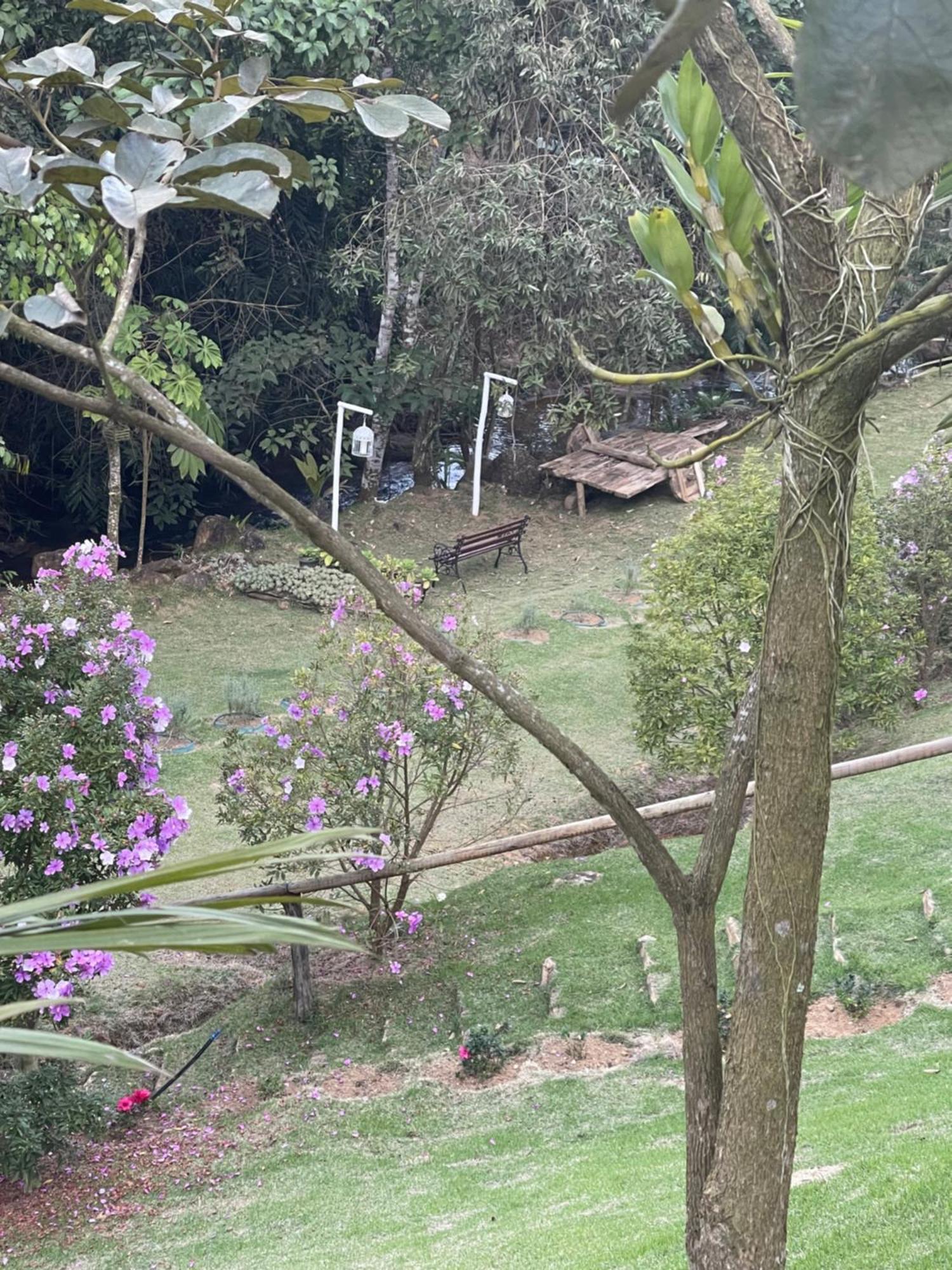 Pousada Sitio Das Pedras โดมิงกอส มาร์ตินส์ ภายนอก รูปภาพ