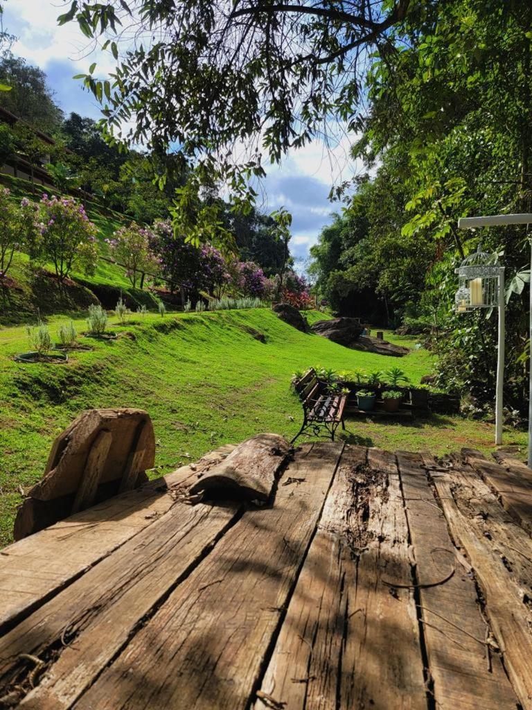 Pousada Sitio Das Pedras โดมิงกอส มาร์ตินส์ ภายนอก รูปภาพ