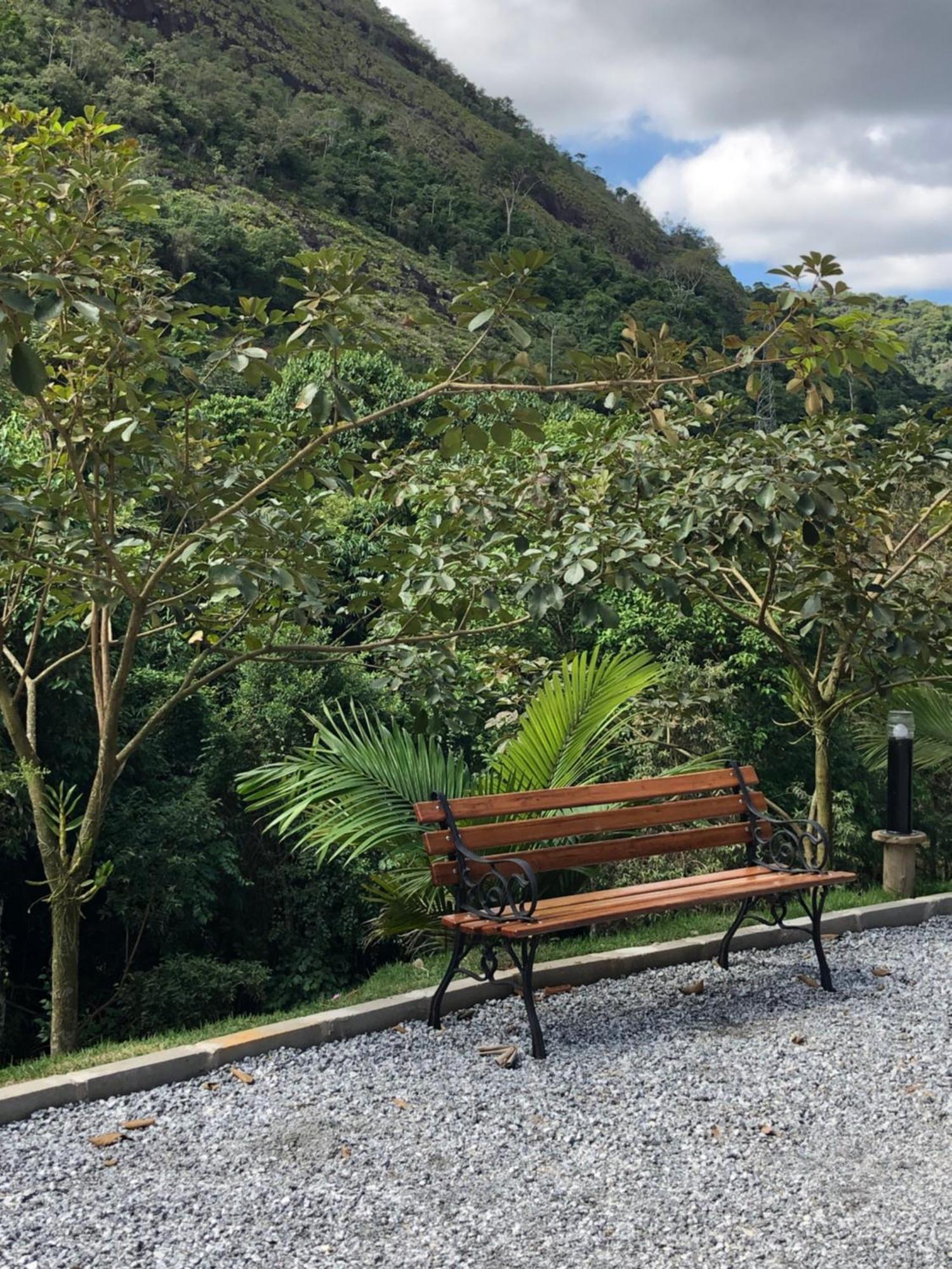 Pousada Sitio Das Pedras โดมิงกอส มาร์ตินส์ ภายนอก รูปภาพ